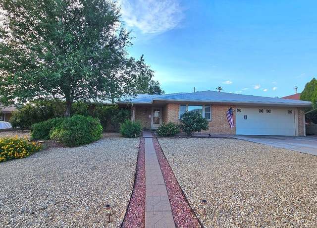 Property at 3009 Fifteenth St, Alamogordo, NM 88310, 4 beds, 2.5 baths
