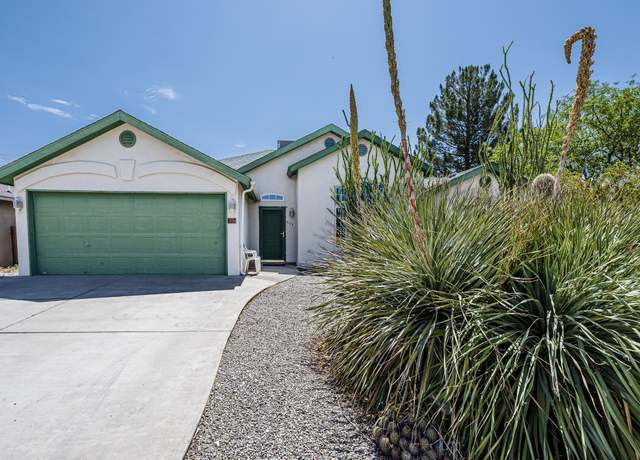 Property at 607 Coronado Dr, Alamogordo, NM 88310, 3 beds, 2 baths