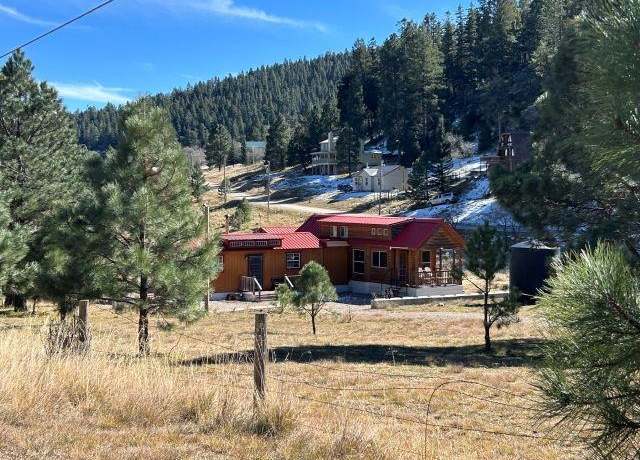 Property at 2252 US Hwy 82, Cloudcroft, NM 88317, 1 bed, 1 bath