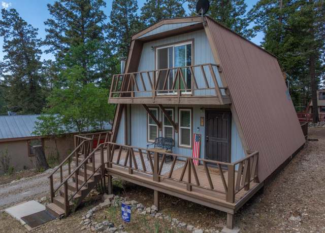 Property at 901 Corona Ave, Cloudcroft, NM 88317, 2 beds, 1.5 baths