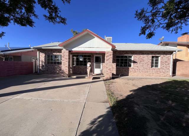 Property at 1109 Dewey Ln, Alamogordo, NM 88310, 3 beds, 2 baths