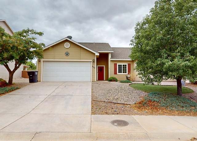 Property at 232 Burnage Ln, Alamogordo, NM 88310, 4 beds, 2 baths