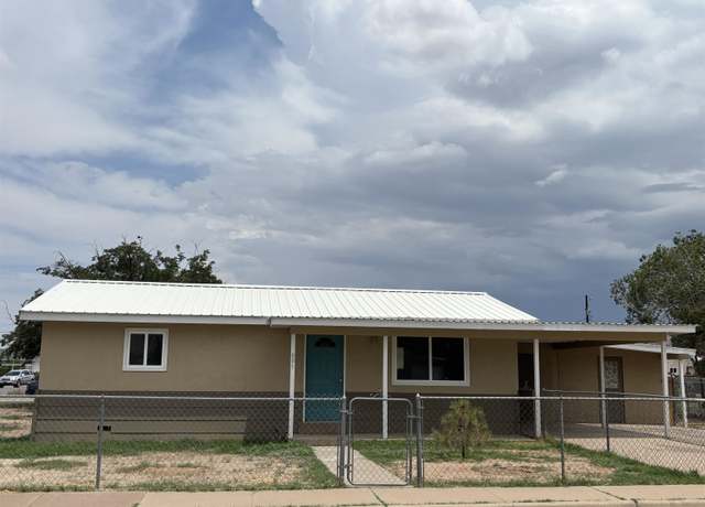 Property at 801 Fifteenth St, Alamogordo, NM 88310, 2 beds, 1 bath
