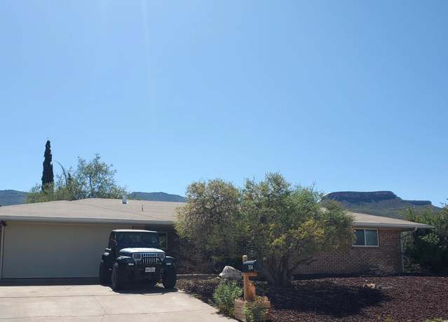 Property at 504 Sunglow Ave, Alamogordo, NM 88310, 3 beds, 1.75 baths