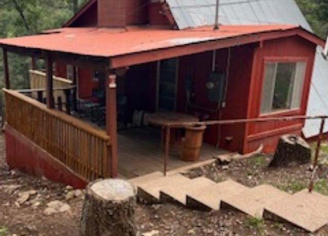 Property at 2 Mountain View Ln, Cloudcroft, NM 88317, 1 bed, 1 bath