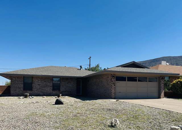 Property at 2321 Camino Del Rey, Alamogordo, NM 88310, 3 beds, 1.75 baths