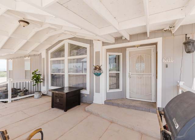 Property at 7 Mariposa Dr, Alamogordo, NM 88310, 5 beds, 2 baths