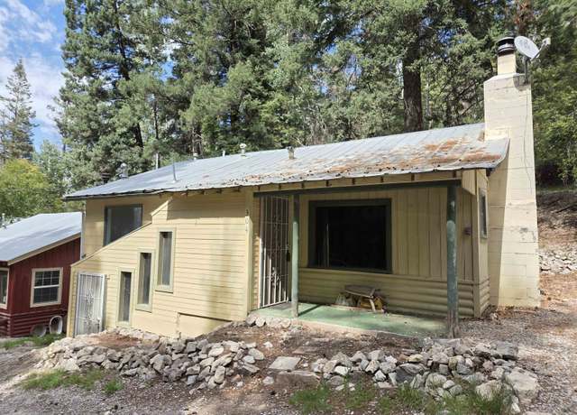 Property at 304 Swallow Pl, Cloudcroft, NM 88317, 3 beds, 1.75 baths