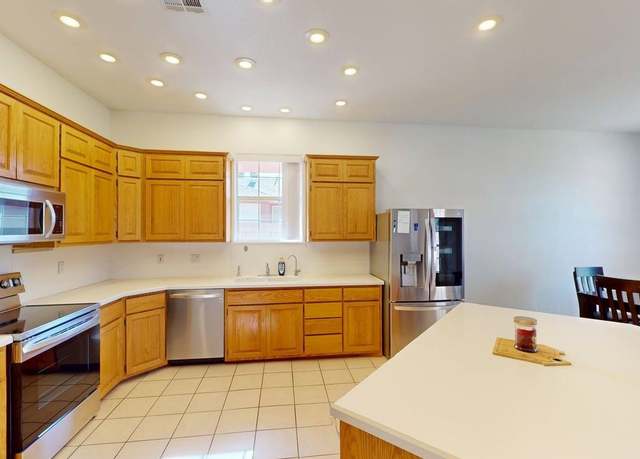 Property at 302 Cielo Grande, Alamogordo, NM 88310, 3 beds, 2 baths