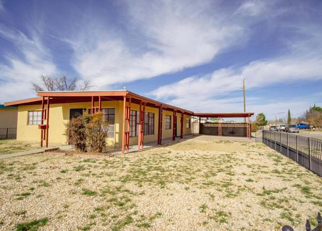 Property at 1707 Mountain View Ave, Alamogordo, NM 88310, 3 beds, 1.75 baths