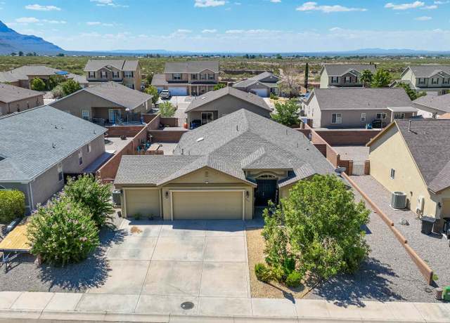 Property at 344 Palo Duro, Alamogordo, NM 88310, 4 beds, 2.25 baths