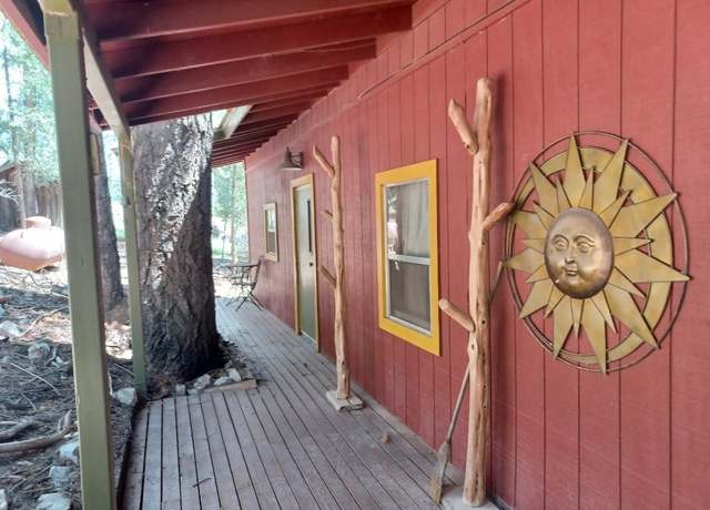 Property at 1307 Victoria Ave, Cloudcroft, NM 88317, 2 beds, 1.5 baths