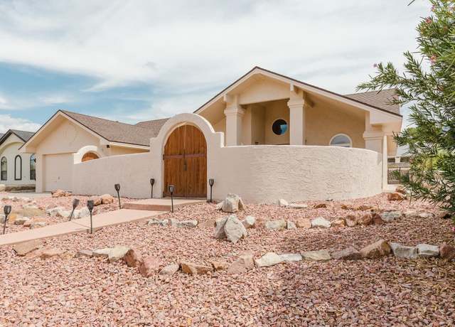 Property at 474 Eagle Dr, Alamogordo, NM 88310, 3 beds, 2 baths