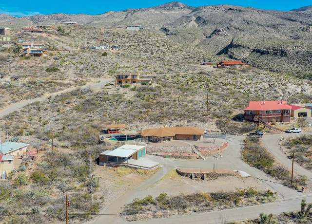 Property at 1444 Melanie Ln, Alamogordo, NM 88310, 3 beds, 2 baths