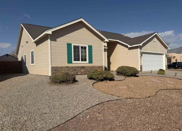 Property at 293 Dublin Ln, Alamogordo, MN 88310, 5 beds, 2 baths