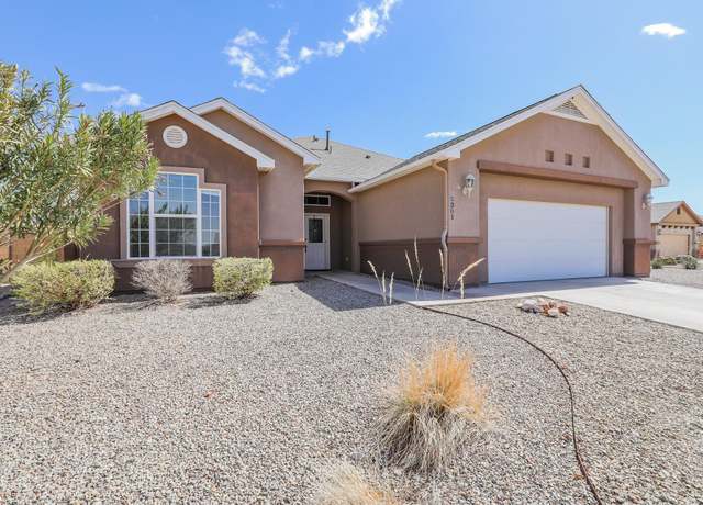 Property at 2301 Silverado, Alamogordo, NM 88310, 4 beds, 3 baths