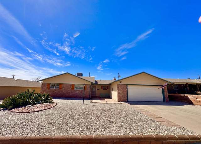 Property at 1805 Crescent Dr, Alamogordo, NM 88310, 3 beds, 2 baths