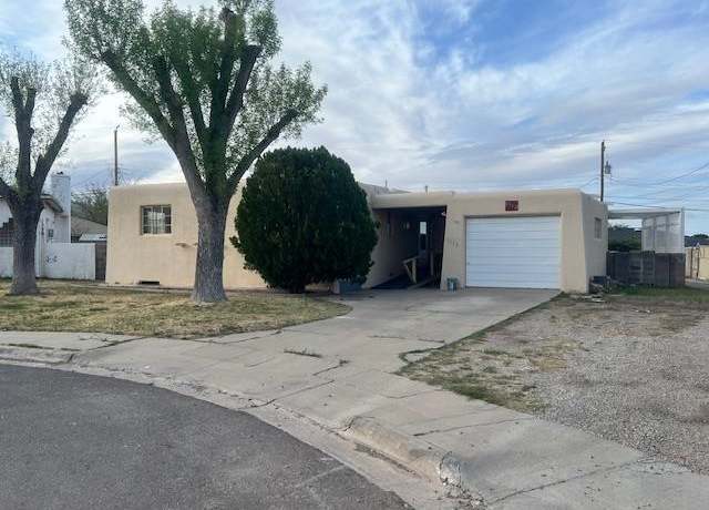 Property at 1312 Desert Eve Dr, Alamogordo, NM 88310, 3 beds, 2 baths