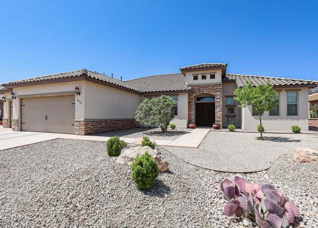 Property at 3535 Red Arroyo Dr, Alamogordo, NM 88310, 5 beds, 2.5 baths