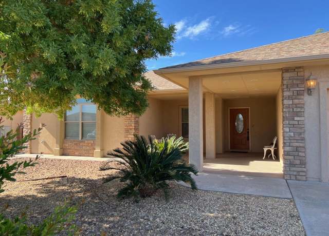 Property at 527 Tierra Bella Dr, Alamogordo, NM 88310, 4 beds, 2.25 baths
