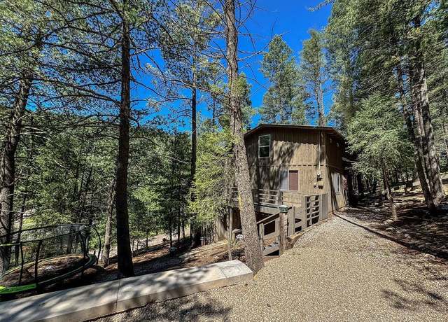 Property at 12 Meadow View Gln, Cloudcroft, NM 88317, 2 beds, 1.5 baths