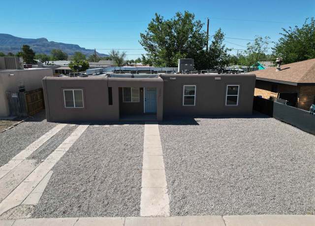 Property at 1004 Indian Wells Rd, Alamogordo, NM 88310, 3 beds, 1 bath