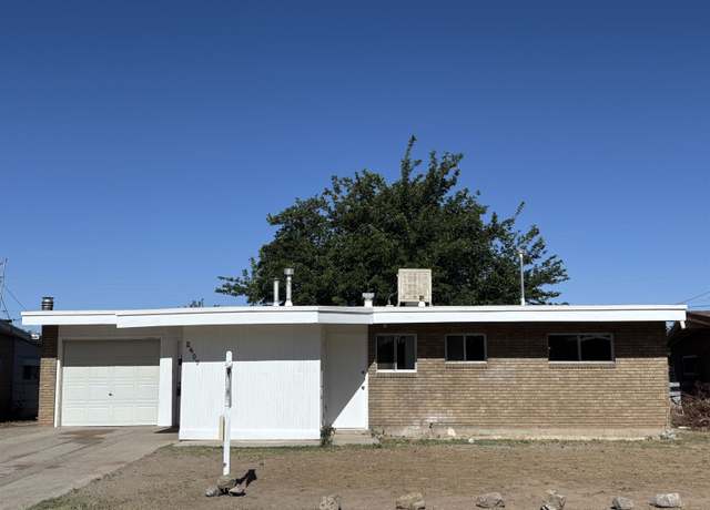 Property at 2409 Tulane Ave, Alamogordo, NM 88310, 3 beds, 1 bath