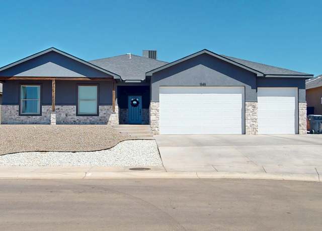Property at 1545 Salida Del Sol, Alamogordo, NM 88310, 4 beds, 2.25 baths