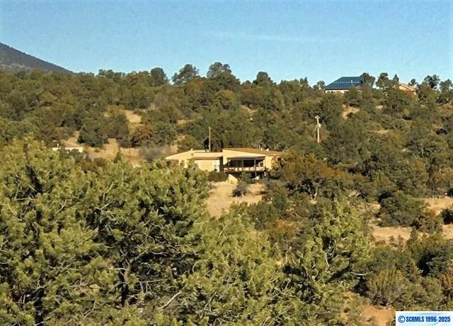 Property at 18 Shale Dr, Silver City, NM 88061, 2 beds, 3 baths