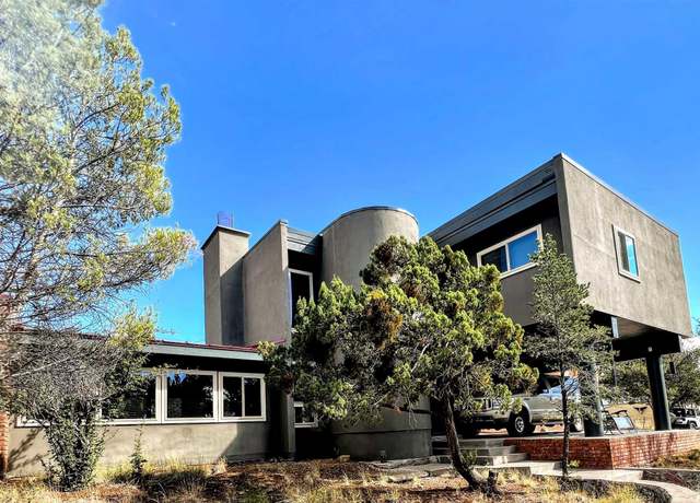 Property at 2212 Pinon St, Silver City, NM 88061, 3 beds, 2.5 baths