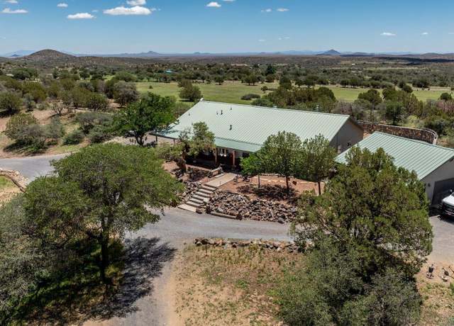 Property at 33 Cimarron Trail Trl, Silver City, NM 88061, 4 beds, 3 baths