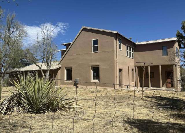Property at 29 Bear Mountain Rd, Silver City, NM 88061, 5 beds, 2 baths