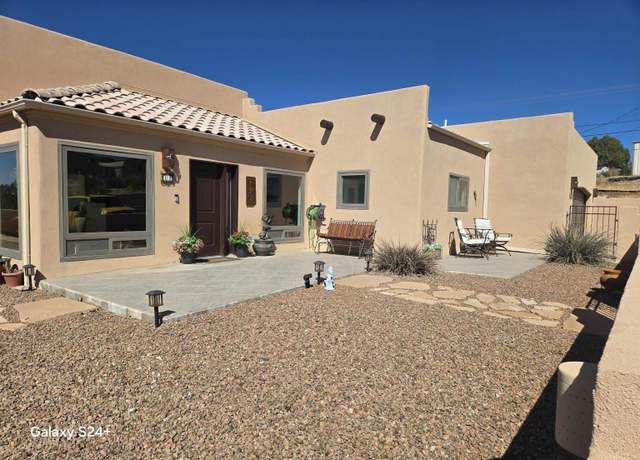 Property at 31 Copper Ridge Dr, Silver City, NM 88061, 3 beds, 2 baths