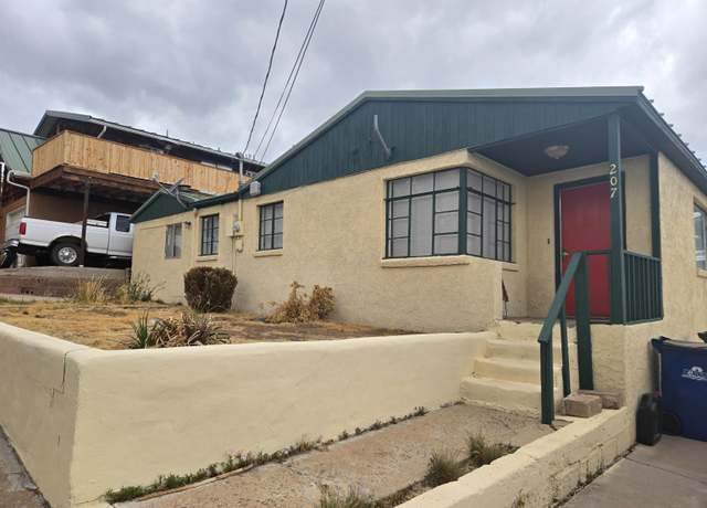 Property at 207 E 23rd St, Silver City, NM 88061, 3 beds, 1 bath
