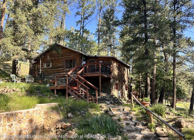Property at 401 Second St, Ruidoso, NM 88345, 3 beds, 2 baths