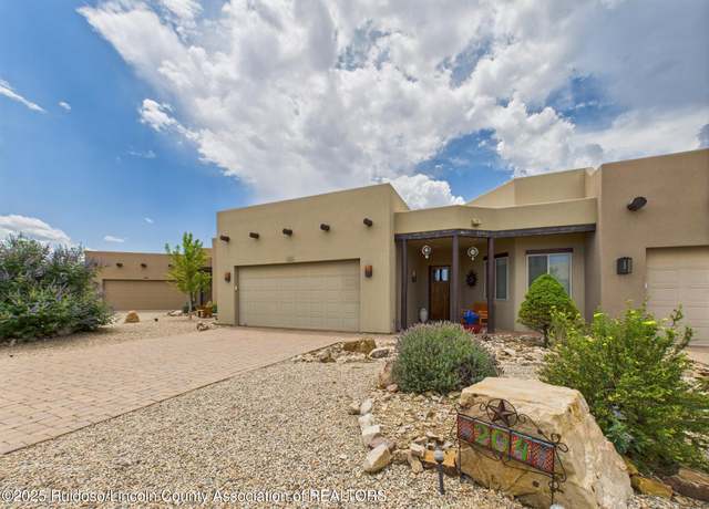 Property at 204 Pueblo Loop, Alto, NM 88312, 2 beds, 2.5 baths