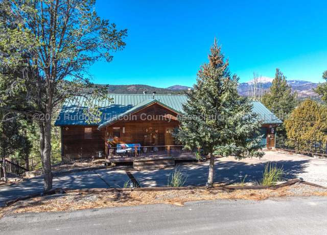 Property at 726 Center St, Ruidoso, NM 88345, 4 beds, 4.5 baths