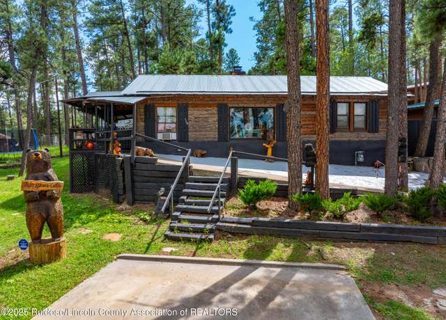 Property at 115 2nd St, Ruidoso, NM 88345, 2 beds, 2 baths