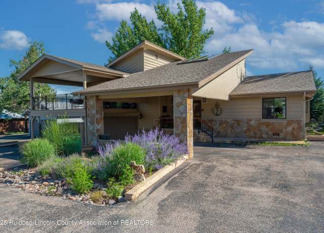 Property at 419 Barcus Rd Rd, Ruidoso, NM 88345, 3 beds, 3.5 baths