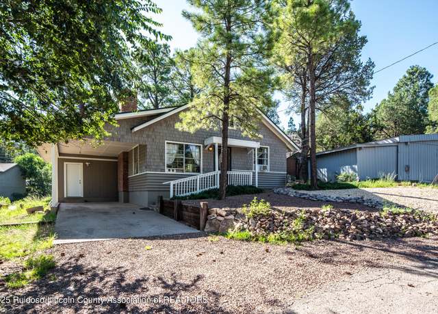Property at 104 Cliff Ct, Ruidoso, NM 88345, 2 beds, 2 baths
