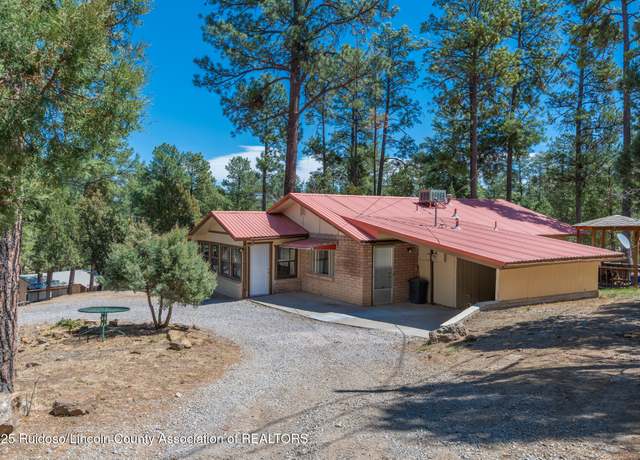Property at 101 Grant Dr, Ruidoso, NM 88345, 3 beds, 2 baths