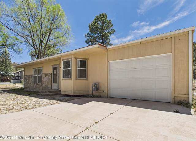 Property at 205 Mountain View Ln, Ruidoso Downs, NM 88346, 2 beds, 2 baths