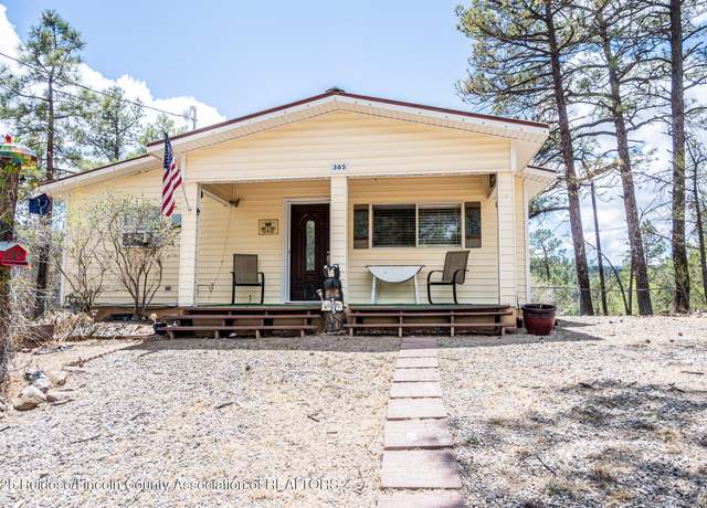Property at 305 Walton Cir, Ruidoso, NM 88345, 3 beds, 2 baths