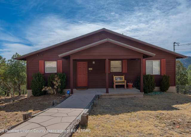 Property at 105 Wood Dr, Ruidoso, NM 88345, 4 beds, 3.5 baths