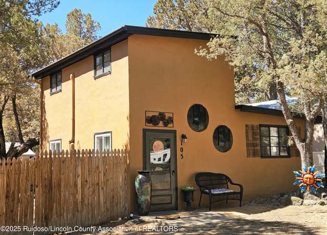 Property at 105 Aspen Cir, Ruidoso, NM 88345, 1 bed, 1 bath