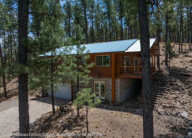 Property at 122 Old Lincoln Rd, Ruidoso, NM 88345, 3 beds, 3 baths