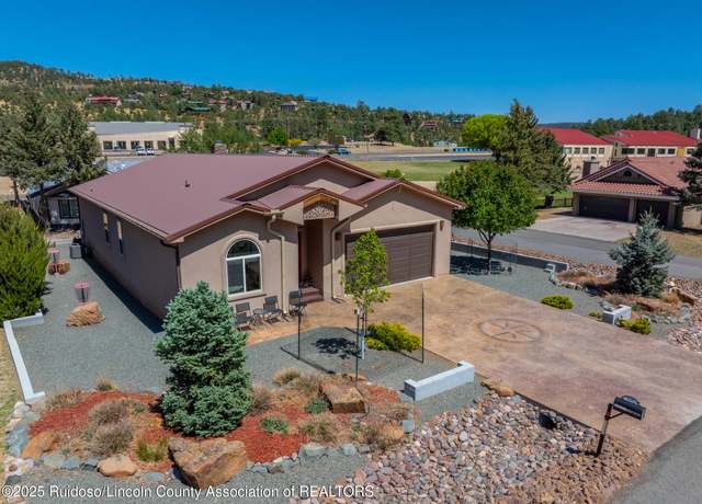 Property at 129 Sarah Ln, Ruidoso, NM 88345, 3 beds, 2.5 baths