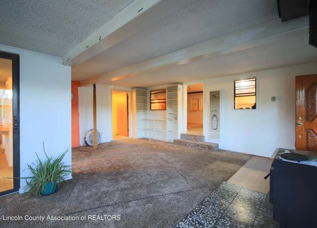 Property at 100 Umbrella Dr, Ruidoso, NM 88345, 3 beds, 3 baths