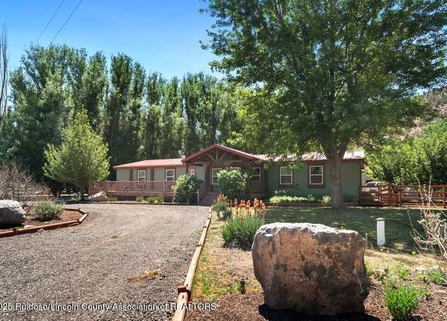 Property at 108 Monroe Ct Ct, San Patricio, NM 88348, 4 beds, 3 baths