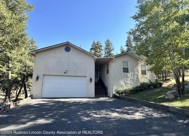 Property at 121 Oak Grove Pl, Ruidoso, NM 88345, 4 beds, 2 baths